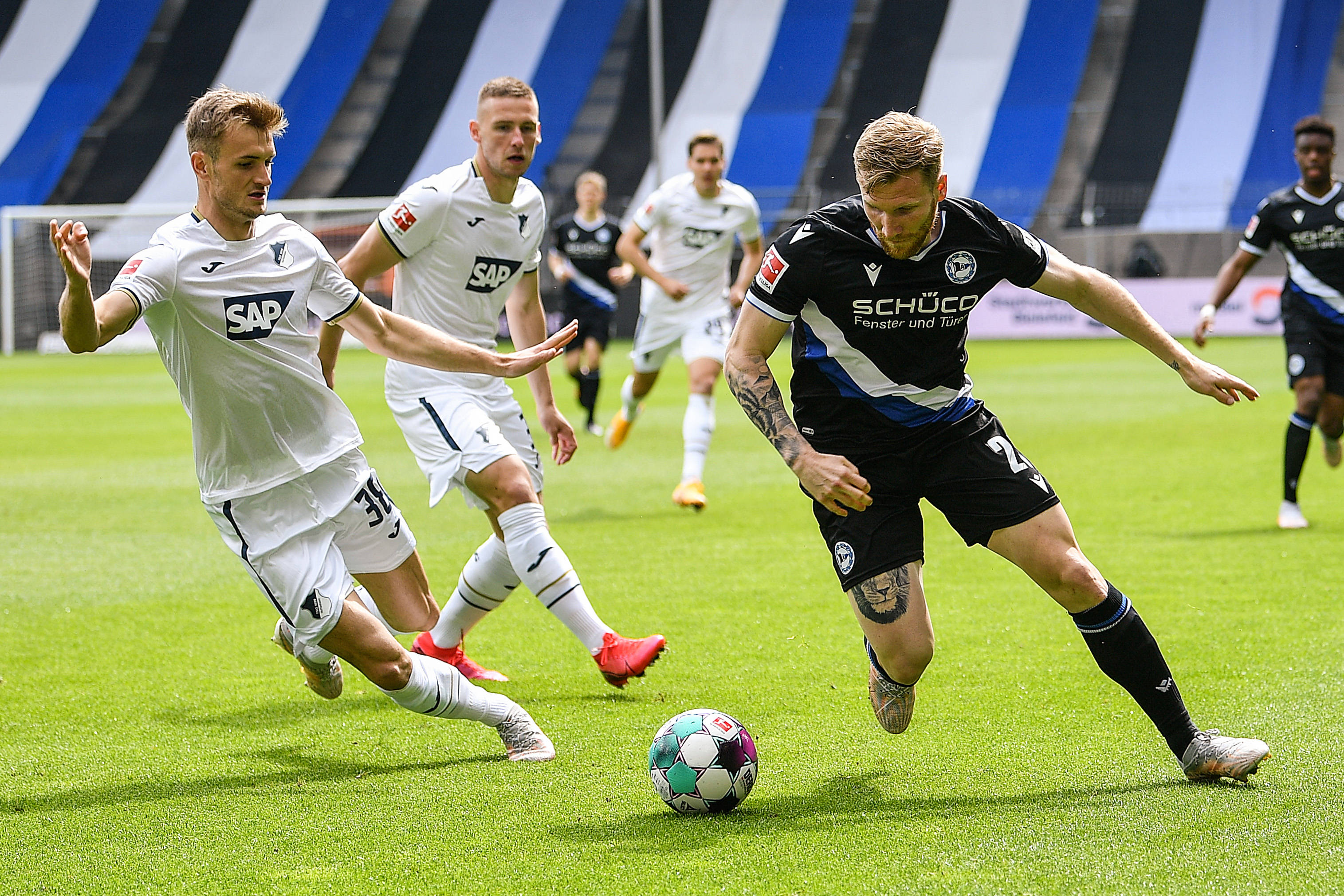 需要我帮你 需要我帮你